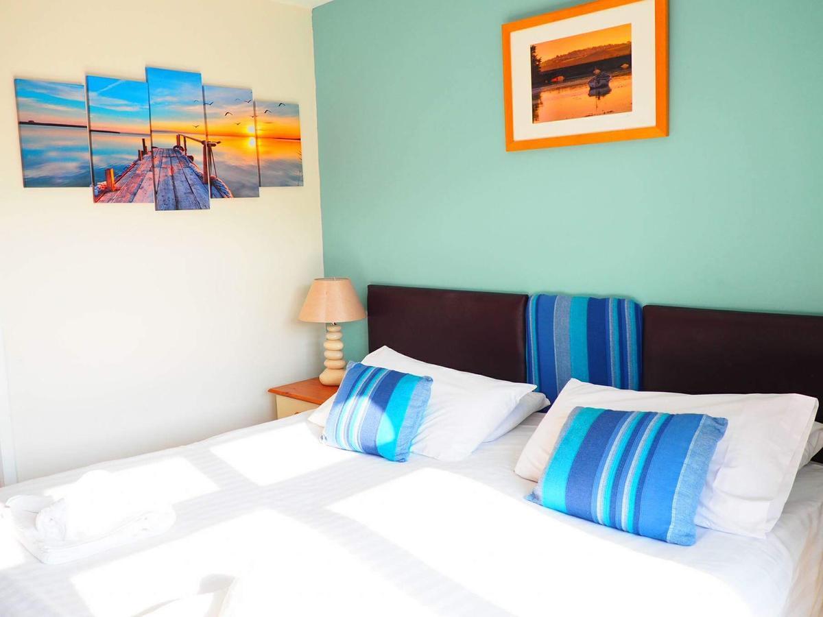 Sun Bay Hotel Kingsbridge  Dış mekan fotoğraf